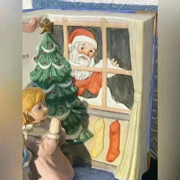 Vintage, 1988 Lefton Children and Santa Music Box with Original Box - Picture 4 of 16